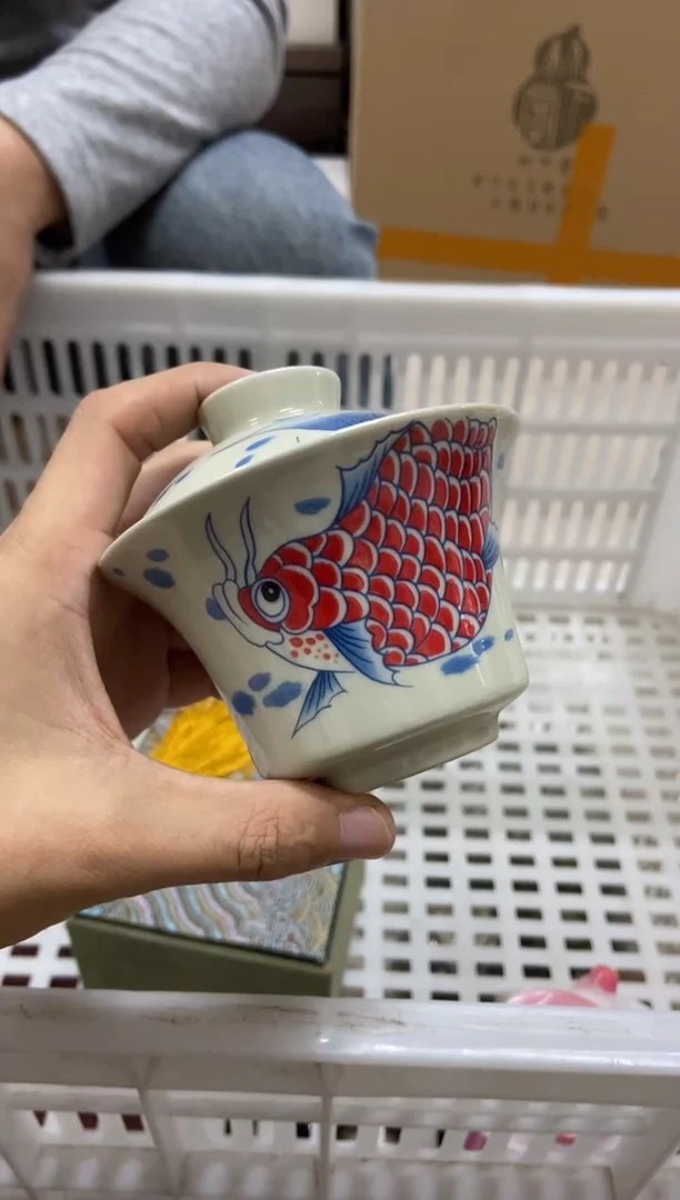 无运费险有瑕疵的摄影的产品有使用过的痕迹有点脏介意勿拍
