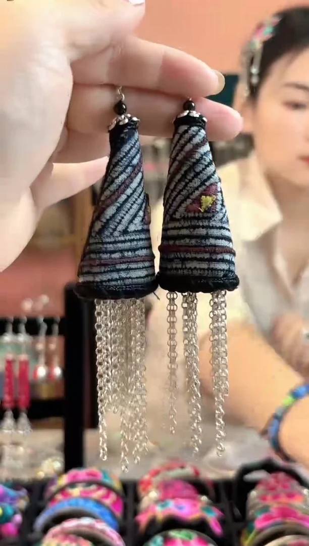 织绣艺枝独绣手工饰品267