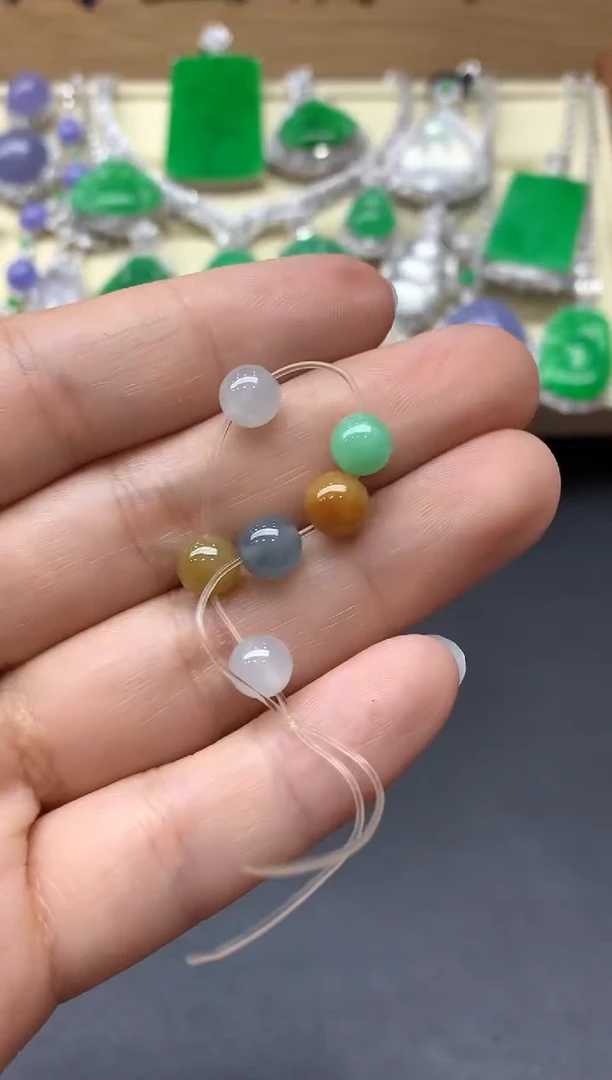 颈饰未镶嵌翡翠39中国好珍宝