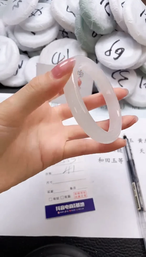 石英质玉手镯未镶嵌D353-60