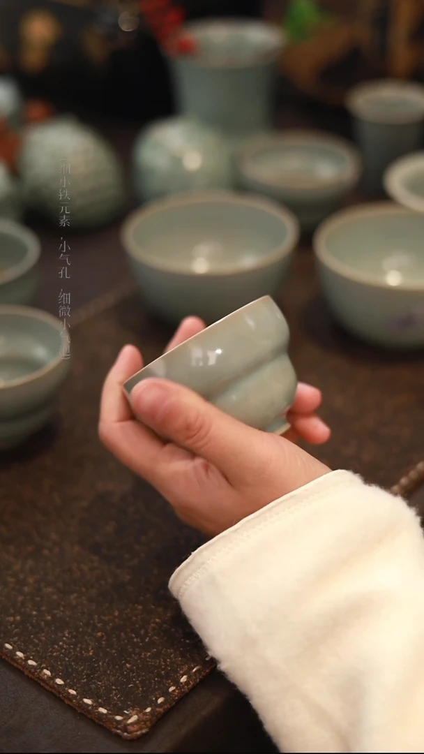 【闪购商品】杯0322微瑕柴烧天青仿古葫芦杯