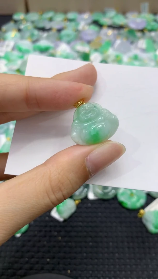颈饰未镶嵌翡翠天然缅甸翡翠A货