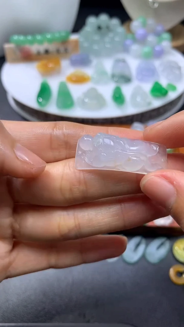 【闪购商品】定制翡翠未镶嵌翡翠