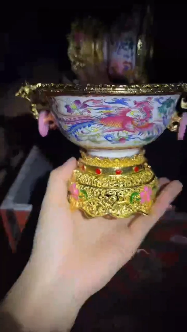 瓷片1件.白...............