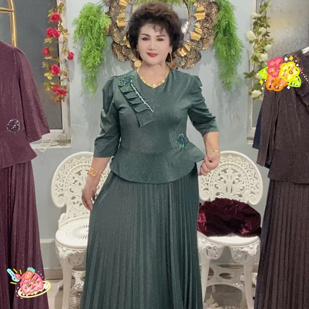 2025新款大码针织亮晶晶百褶女士长裙