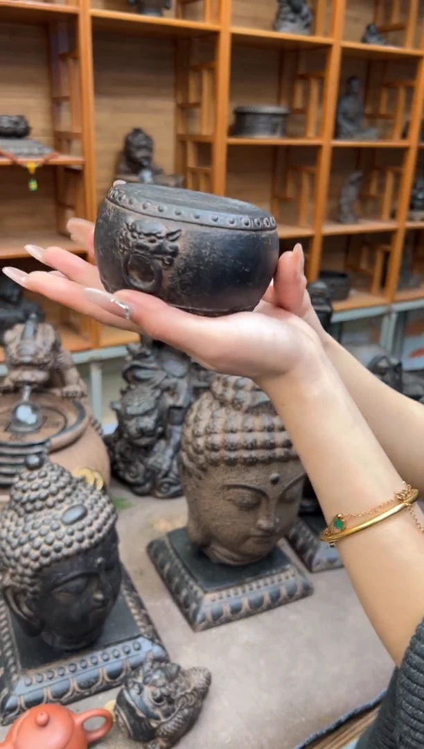 陶土【火山泥】兽头小鼓