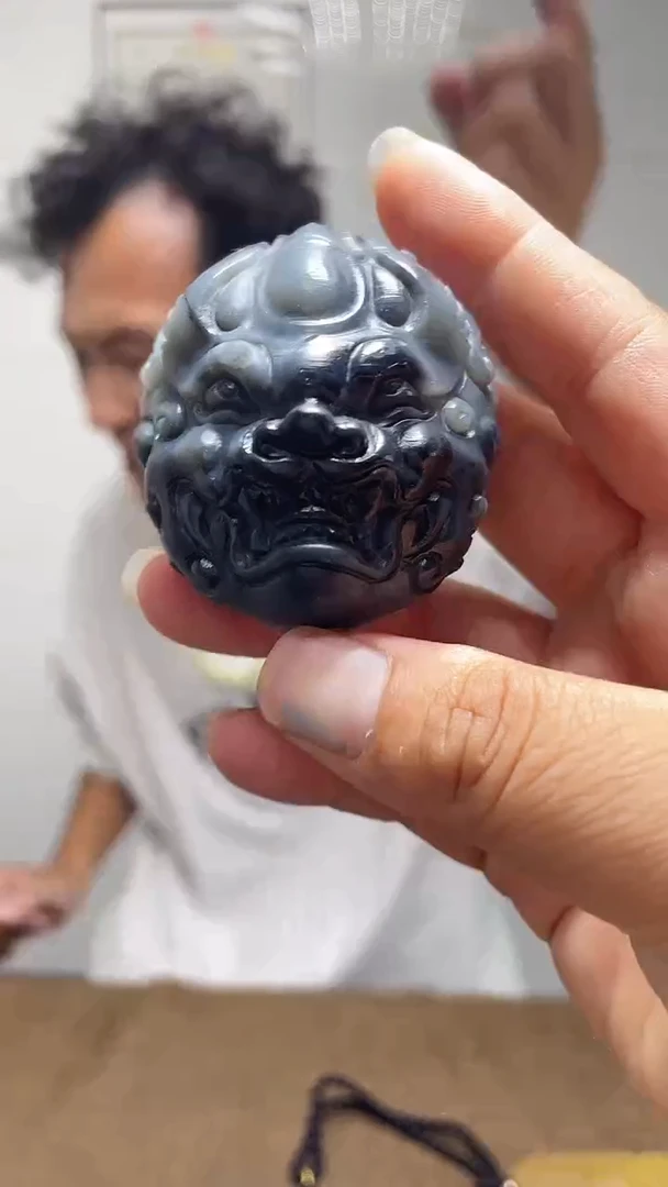 和田玉未镶嵌把件1