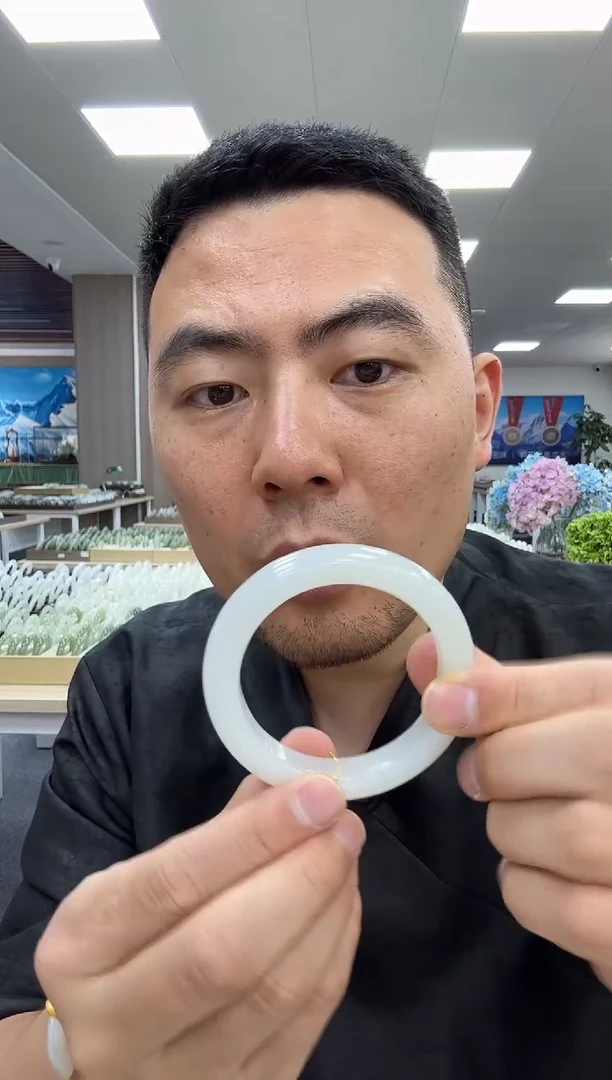 和田玉手镯未镶嵌暖白51-60