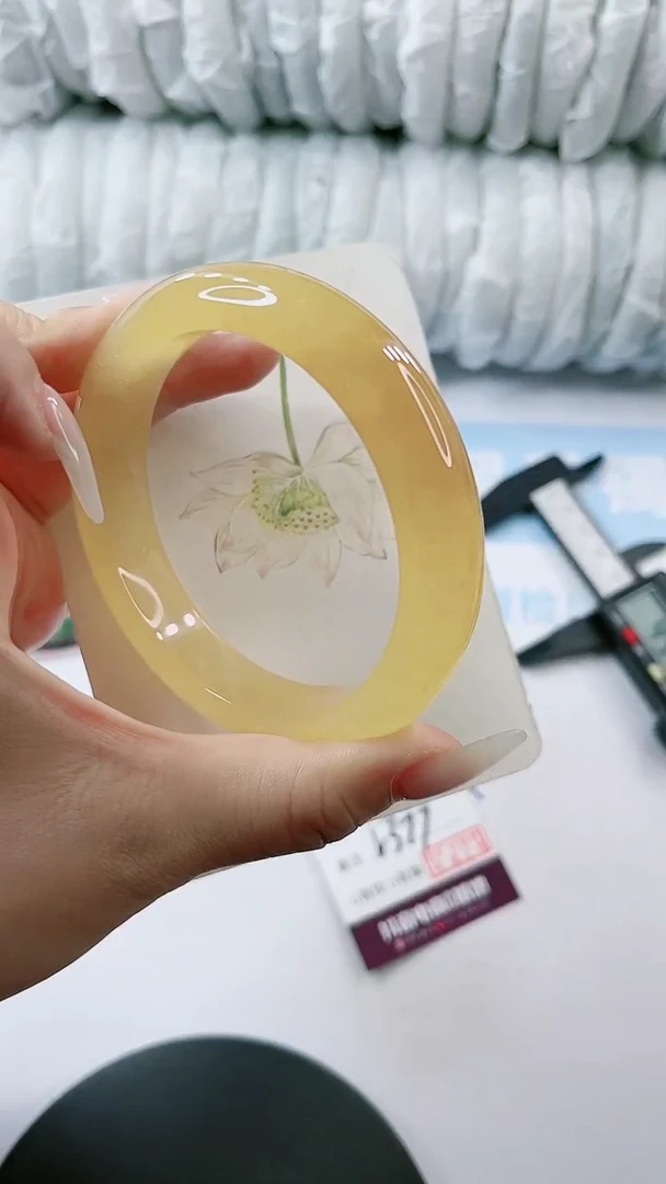 【闪购商品】石英质玉手镯未镶嵌多样性发货V377-62