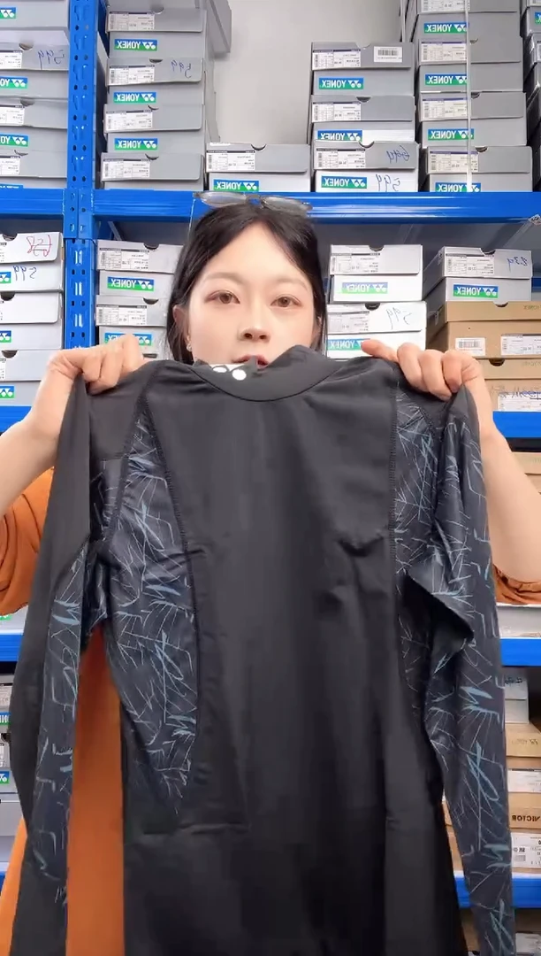 405号清仓衣服，不退不换！紧身衣 男款L码 微瑕