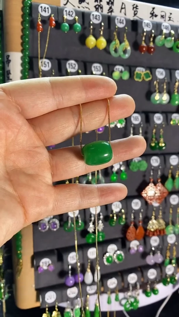 【闪购商品】翡翠耳饰银S925镶嵌049....