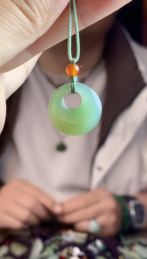 【闪购商品】和田玉挂件未镶嵌多样性发货拍一发一