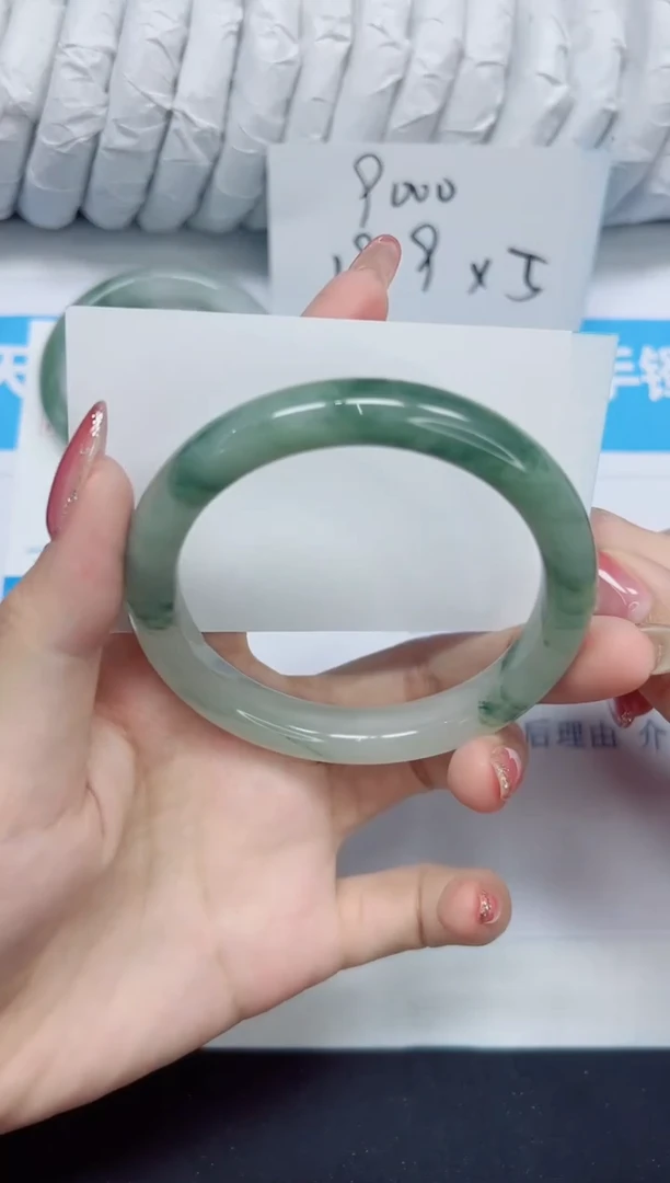 石英质玉手镯未镶嵌70/58.5