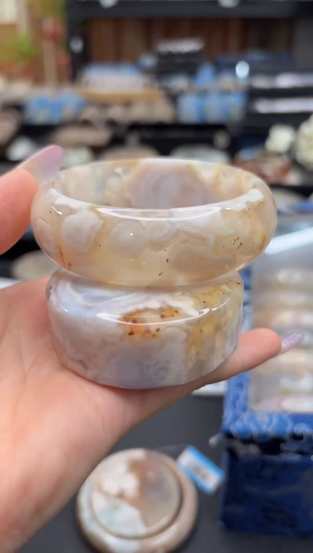 未镶嵌手镯石英质玉A155(60圈赠送镯心)