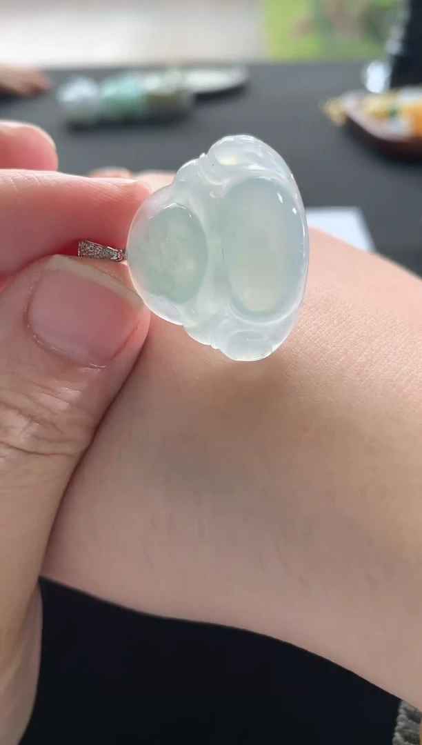 未镶嵌挂件翡翠佛公F720-3