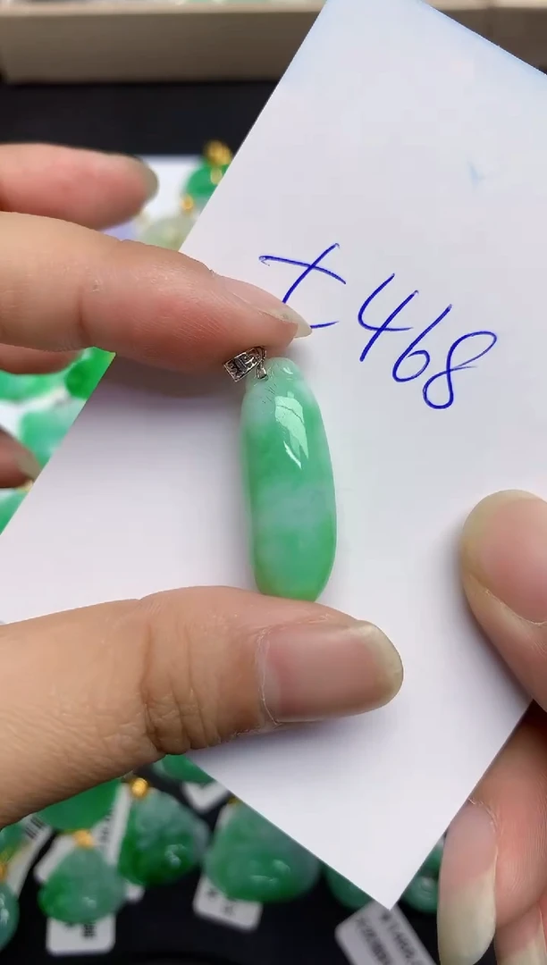 翡翠未镶嵌颈饰11111111