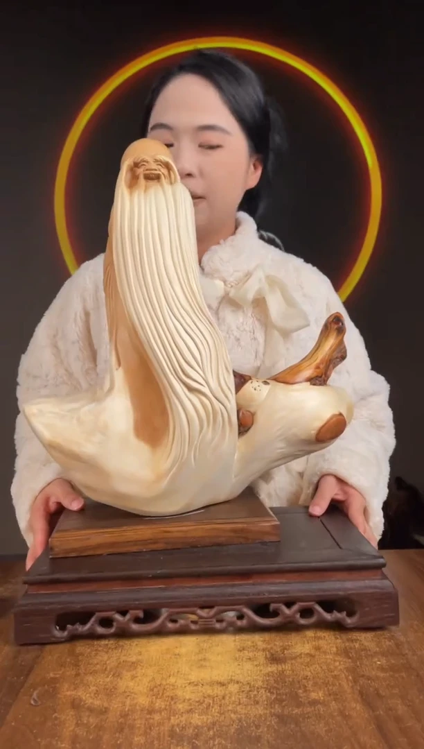 柏木（崖柏）手工摆件,先抢先得! 编号:319