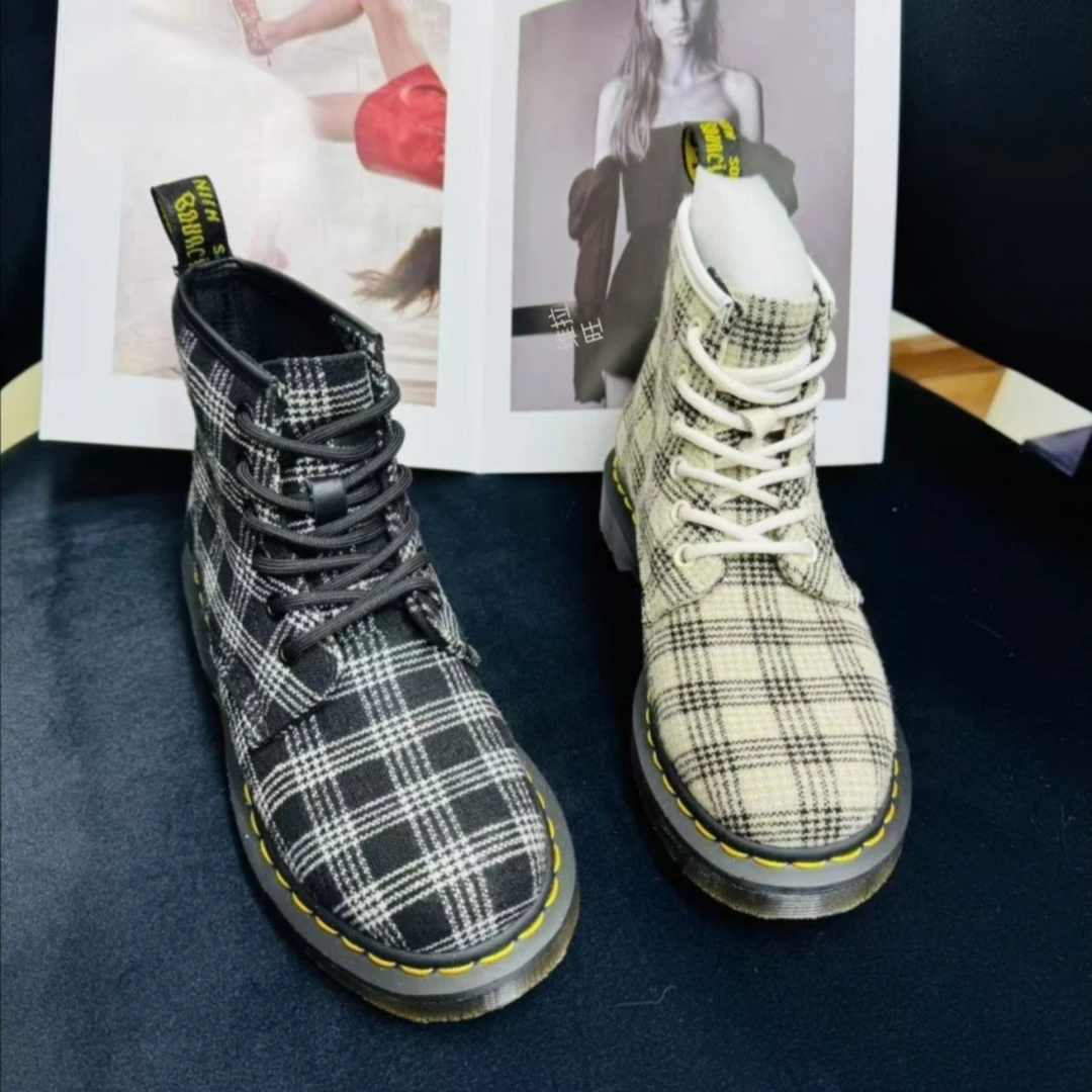 （美凯）2024年新款时尚英伦风马丁靴固特异017