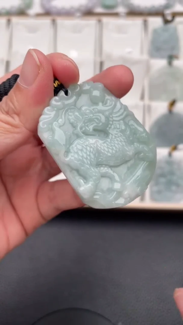 颈饰未镶嵌翡翠天然缅甸翡翠A货355
