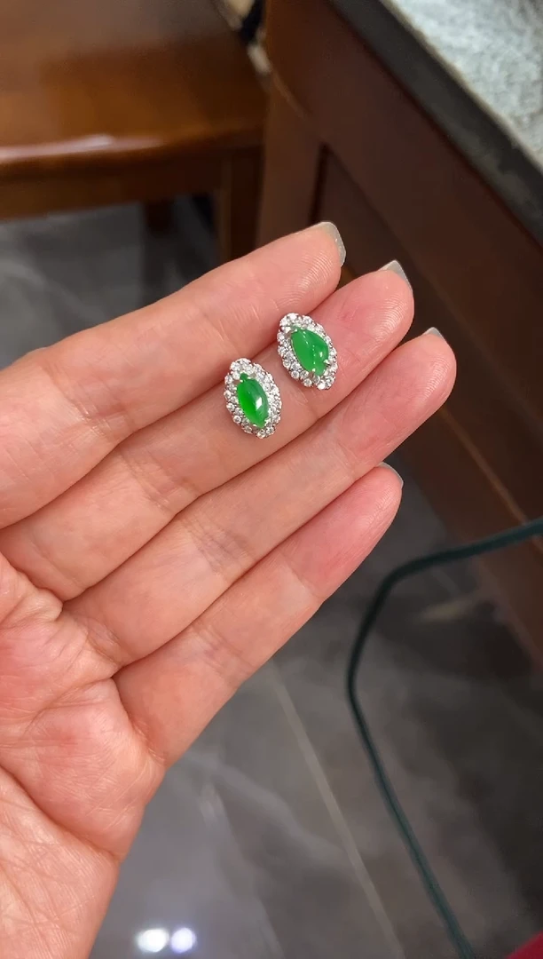 银S925镶嵌挂件翡翠耳饰