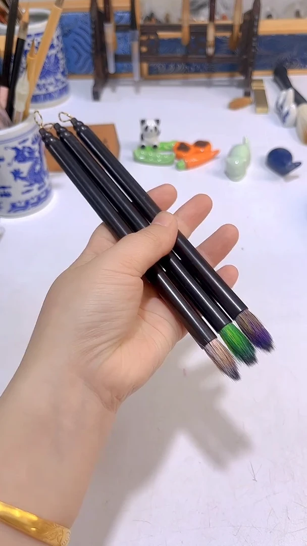 黑檀杆彩毛毛笔3支