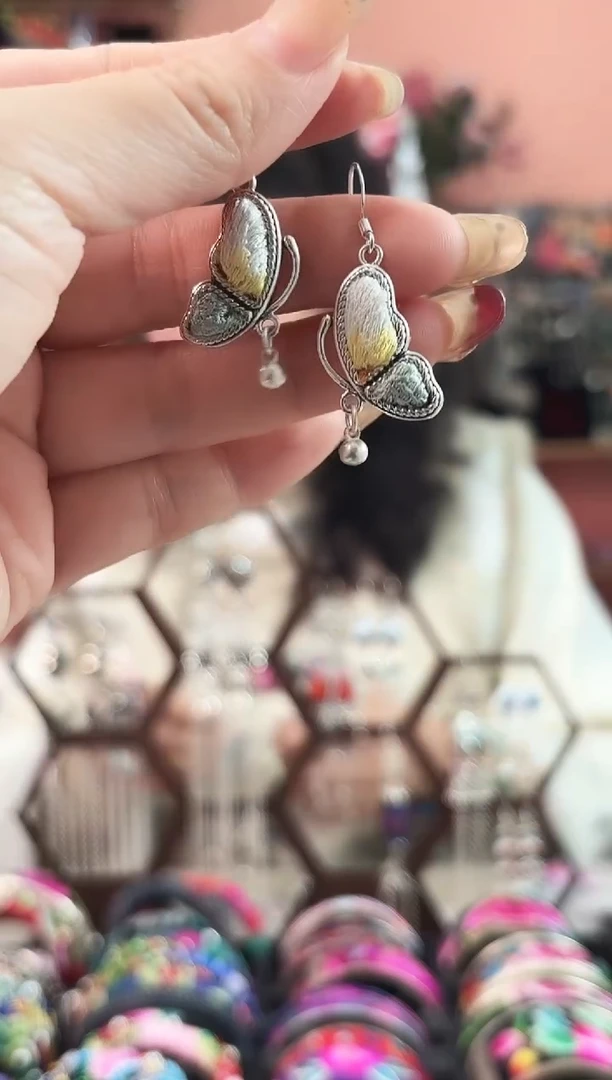 艺枝独绣手工饰品856