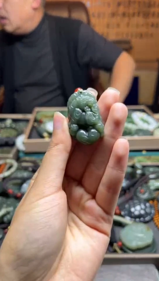 颈饰未镶嵌和田玉拍一发一