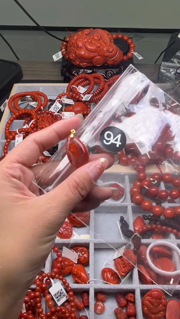 【闪购商品】南红玛瑙珠宝奇石未镶嵌94