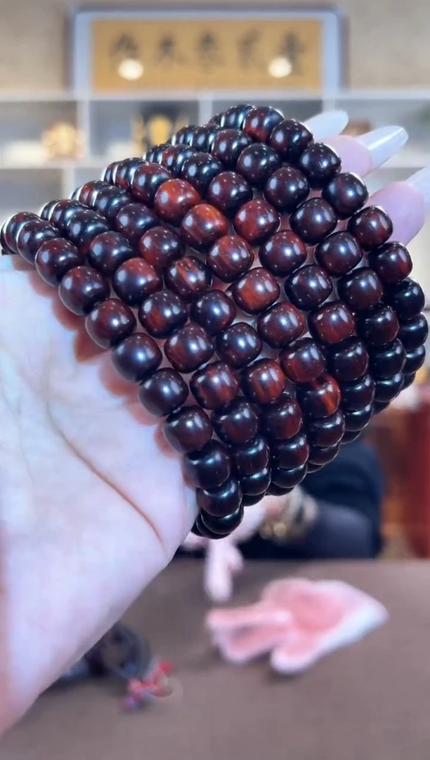 檀香紫檀（小叶紫檀）顶琴料9*10 老型单圈手串