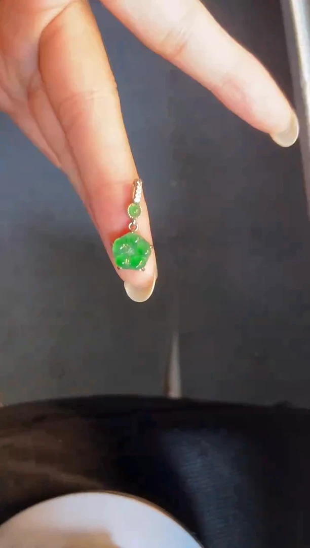 吊坠(不含链)银S925镶嵌翡翠1