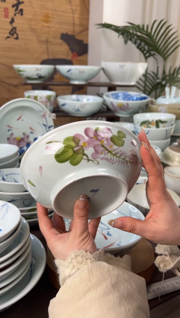 明舟中暇手绘7寸高足面碗（单只装随机图案）