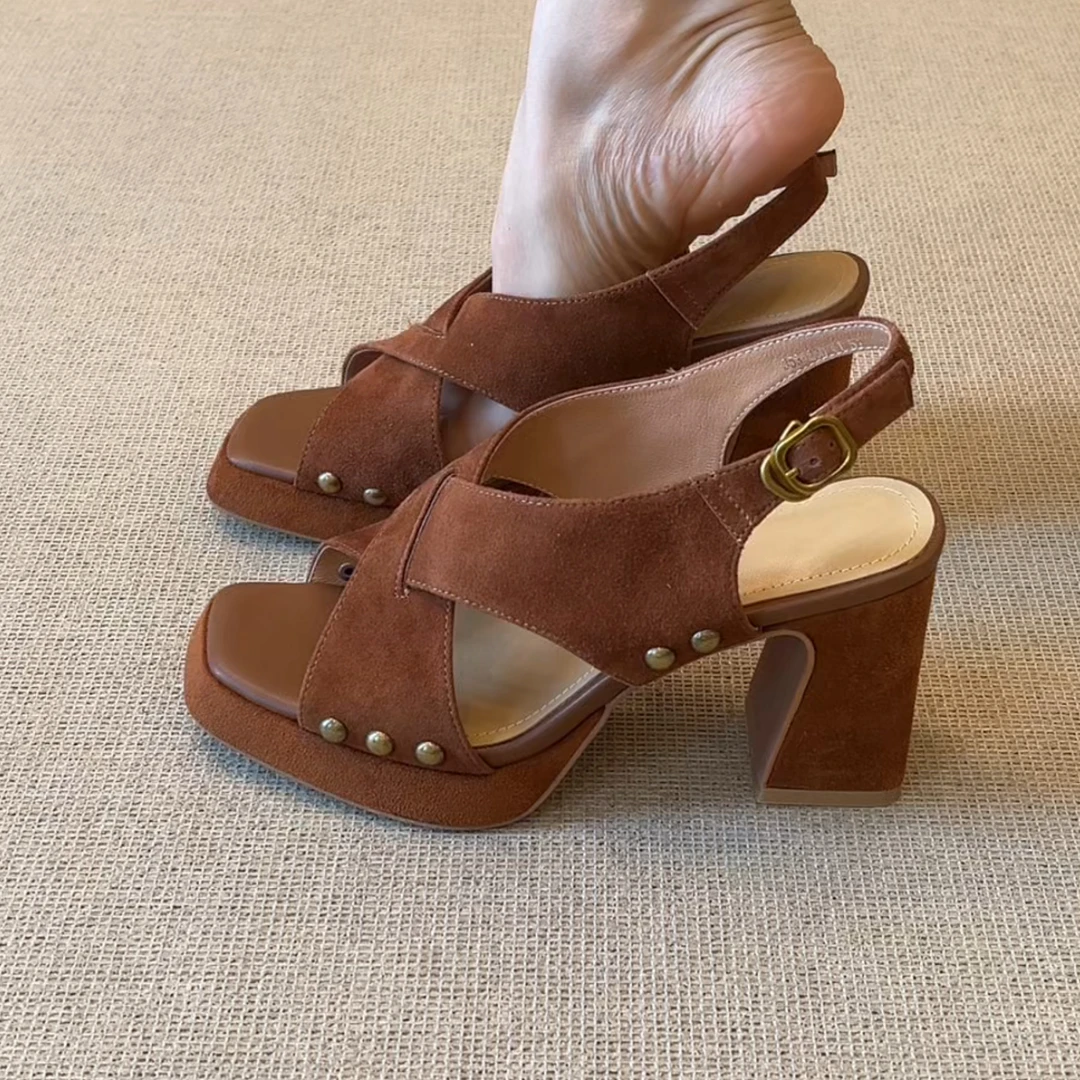 RubyL/8.5cm2025年夏季时尚复古舒适百搭高跟厚底纯色露趾凉鞋