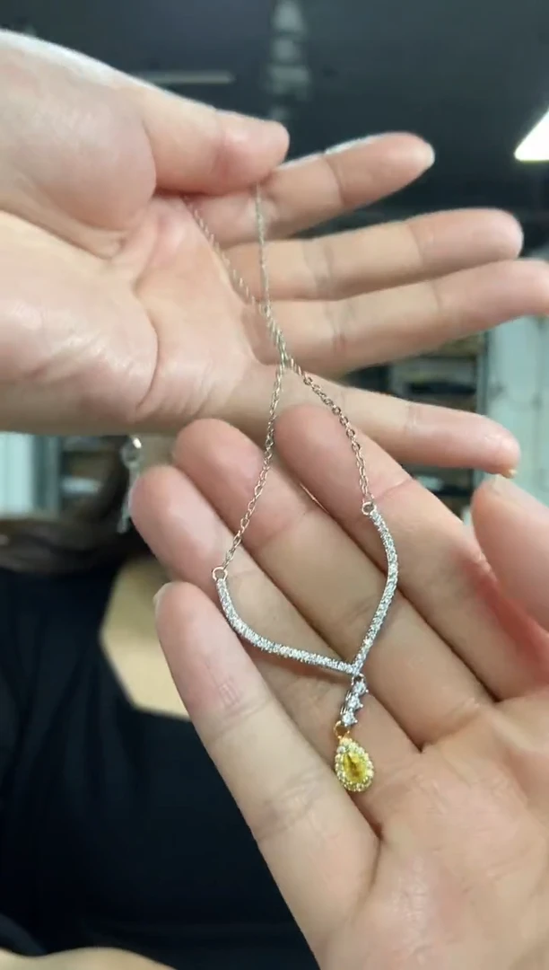 【闪购商品】水晶项链未镶嵌多样性发其一颜色微差