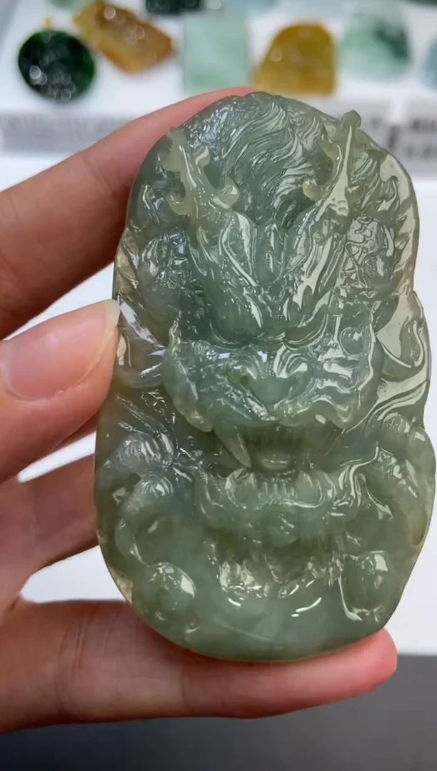 未镶嵌挂件翡翠372751     多人