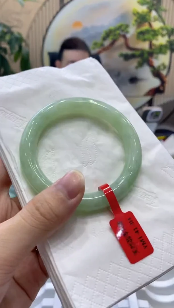 翡翠手镯未镶嵌9125