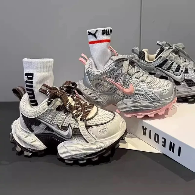 2025年春秋新款男童坦克鞋休闲儿童老爹鞋女童运动鞋潮酷跑步鞋子