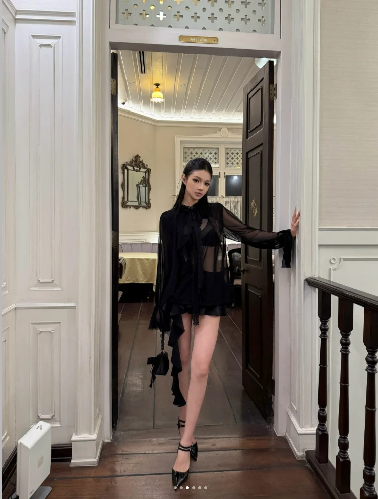 设计感辣妹气质上衣女2025新款显瘦短裤套装