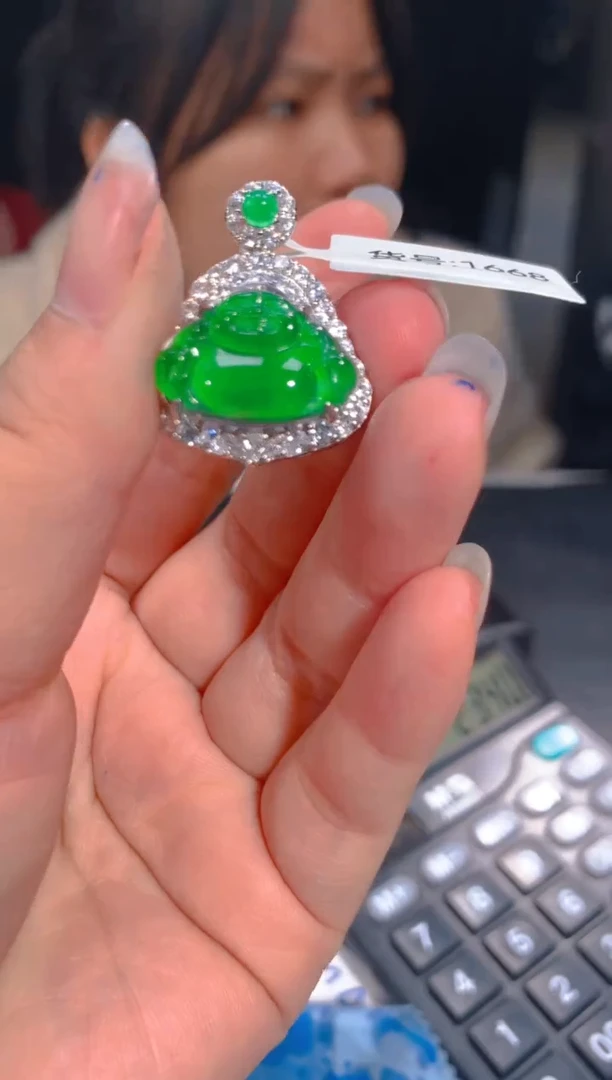 【闪购商品】定制翡翠未镶嵌96定制翡翠，多样性发货（发其一）