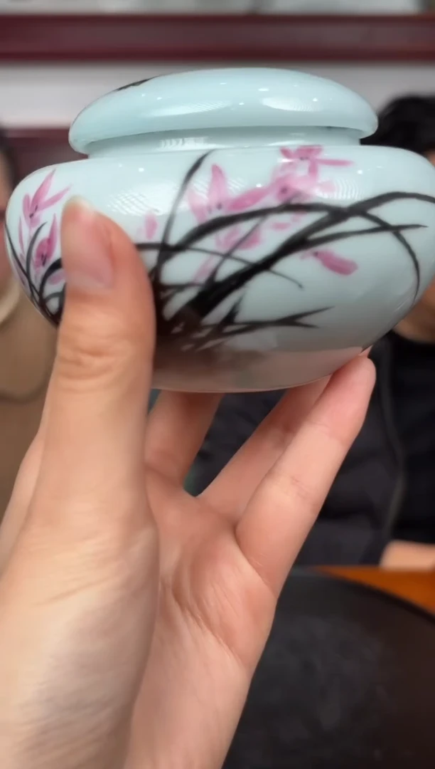 【闪购商品】摆件D19【人间瓷画】《孙小霞》