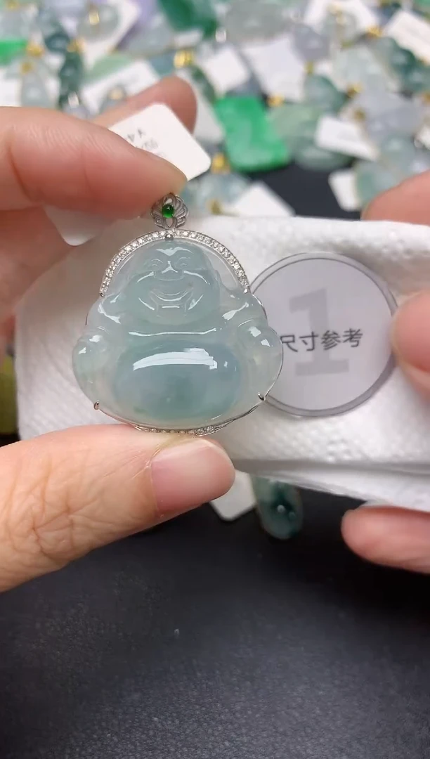颈饰18K金镶嵌翡翠天然缅甸A货翡翠