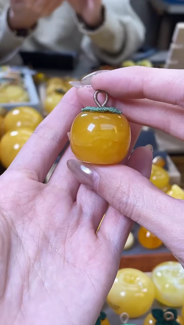 裸石琥珀未镶嵌J23