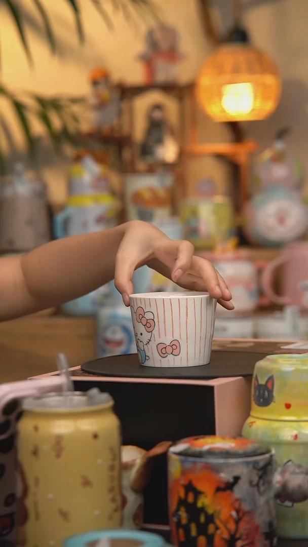 陶瓷卡通小可乐杯138