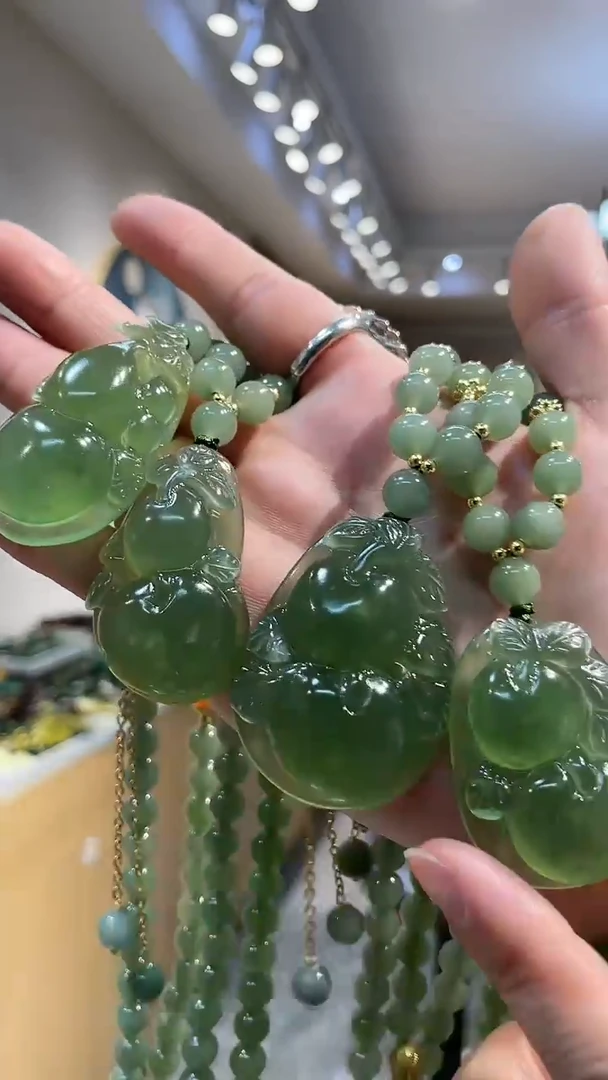 【闪购商品】岫玉颈饰未镶嵌吊坠多样式发货只发一个