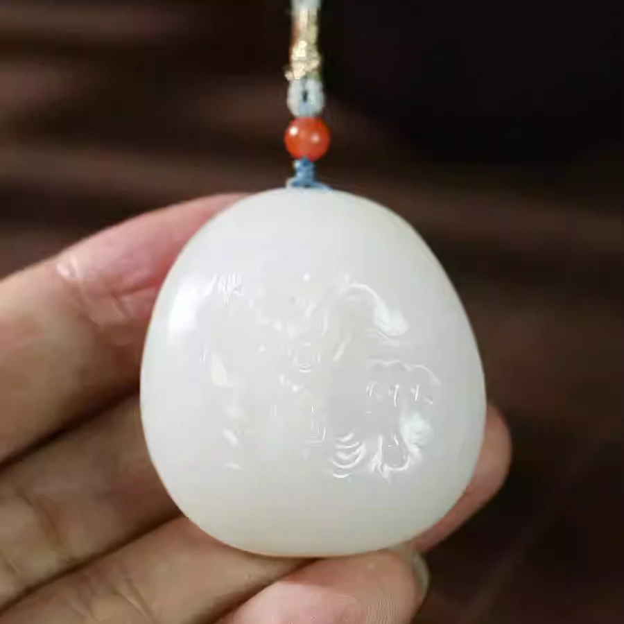 92805和田玉白玉生肖龙挂件