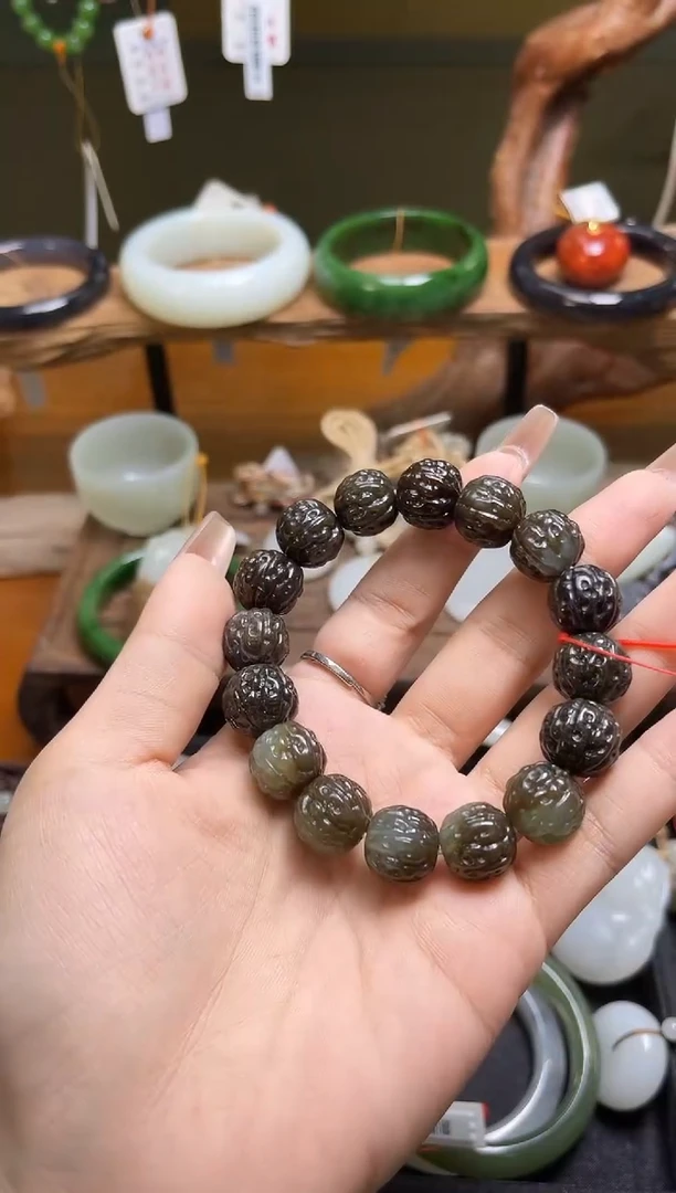 未镶嵌手串和田玉卡14吐拉牧场 核桃