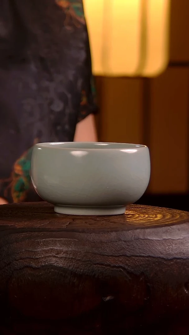 王国奇 天青罗汉杯...............