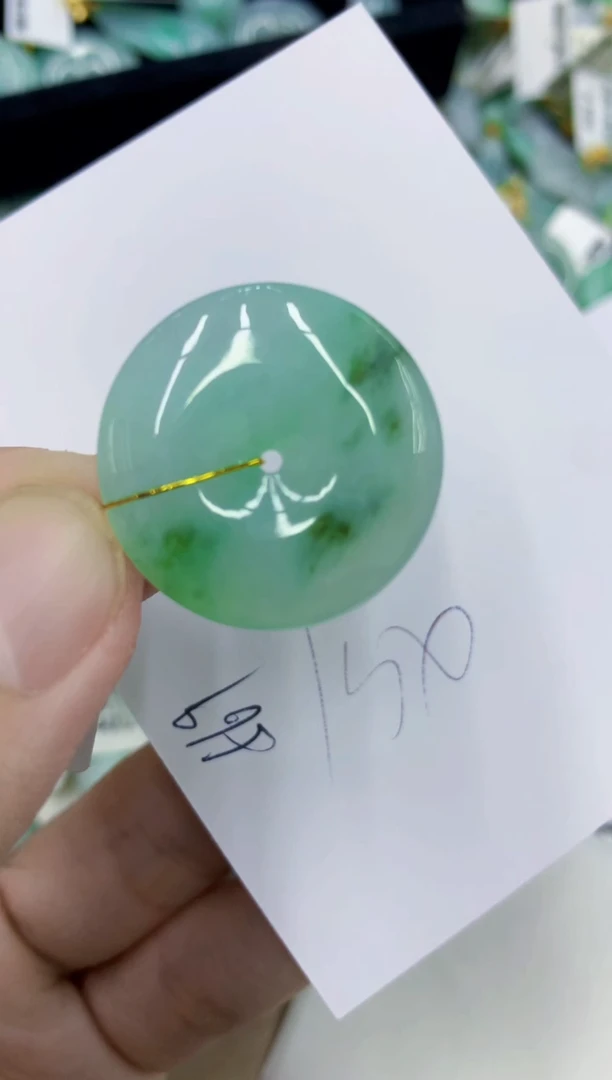 翡翠未镶嵌颈饰111111111111
