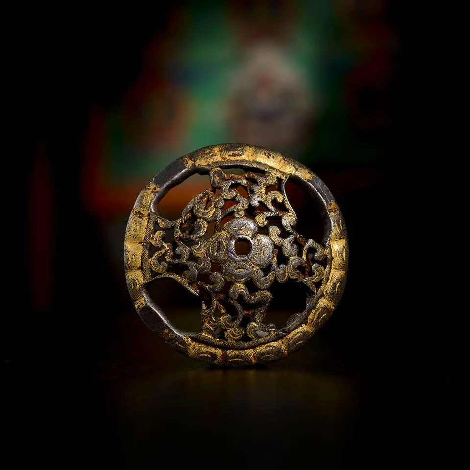 【华夏文物商店】铁剪金十字挂件