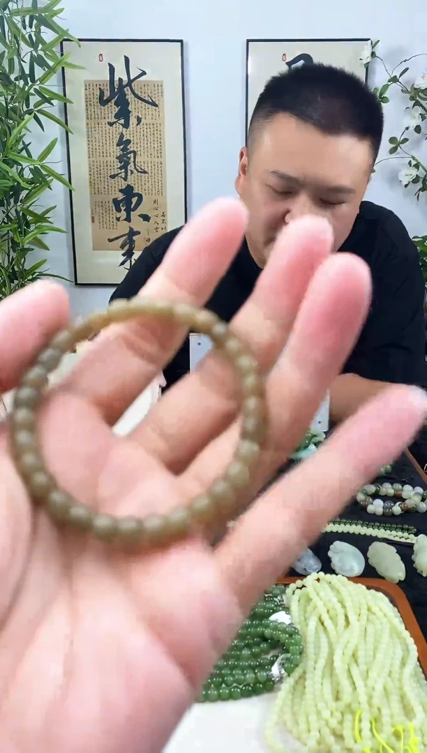 和田玉未镶嵌颈饰1