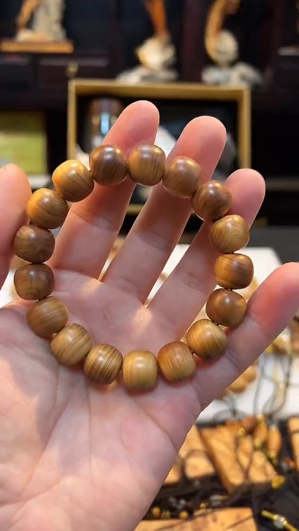 木质类13*14黑油精品老型太行全品礼盒